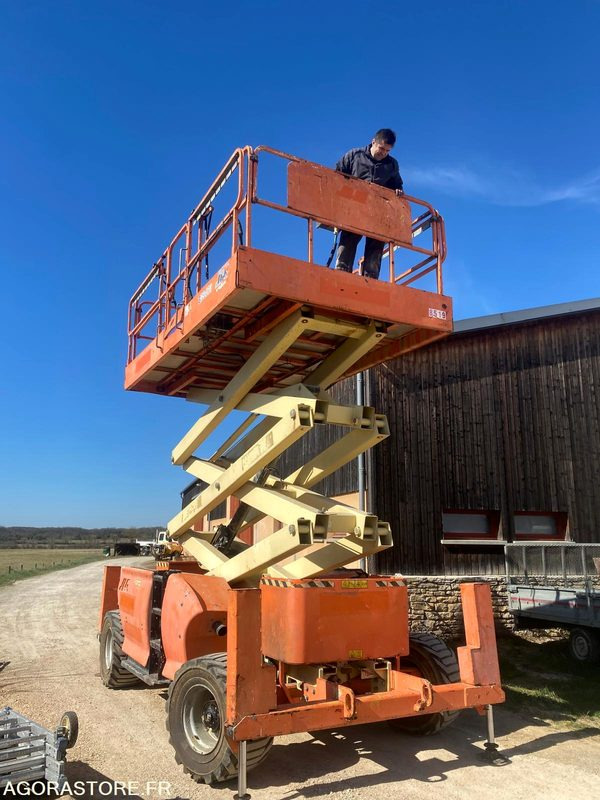 Nacelle JLG 3394RT - Ножничный подъемник: фото 1 Nacelle JLG 3394RT - Ножничный подъемник: фото 1