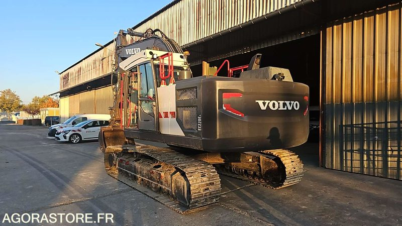 PELLE A CHENILLE VOLVO EC220 EL - 2015 / 10661H (MPC021) - Экскаватор: фото 3 PELLE A CHENILLE VOLVO EC220 EL - 2015 / 10661H (MPC021) - Экскаватор: фото 3