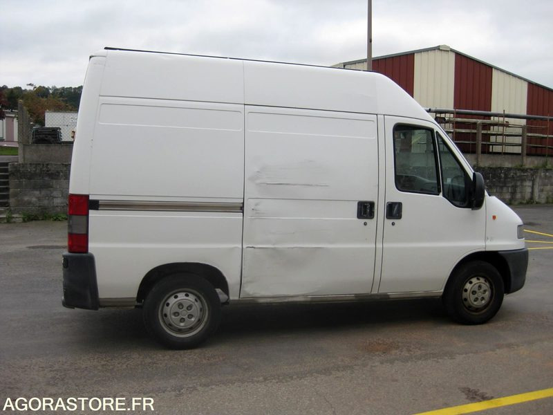 PEUGEOT BOXER - Цельнометаллический фургон: фото 3 PEUGEOT BOXER - Цельнометаллический фургон: фото 3