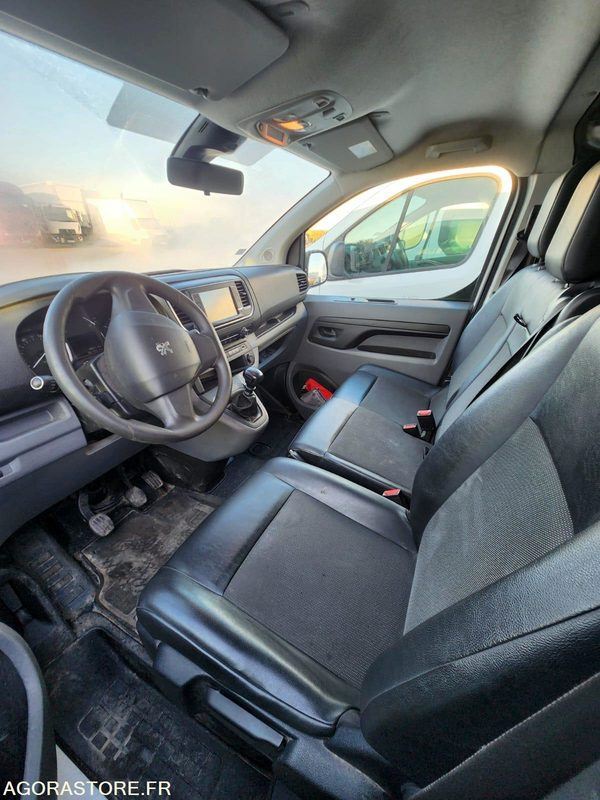 PEUGEOT EXPERT 1.5 BLUEHDI 120 - 2021 - 182104 km - Цельнометаллический фургон: фото 4 PEUGEOT EXPERT 1.5 BLUEHDI 120 - 2021 - 182104 km - Цельнометаллический фургон: фото 4
