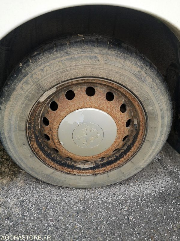 PEUGEOT FRIGORIFIQUE - Малотоннажный рефрижератор: фото 5 PEUGEOT FRIGORIFIQUE - Малотоннажный рефрижератор: фото 5