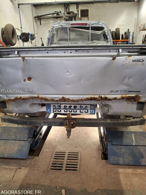 PICK UP D MAX ISUZU - Пикап: фото 3 PICK UP D MAX ISUZU - Пикап: фото 3