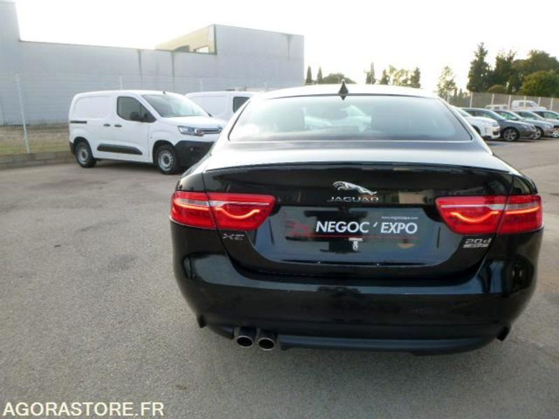 PRIX TTC 0% TVA - JAGUAR XE 2.0 180CV R SPORT AWD - 2016 - 160 000km - Легковой автомобиль: фото 4 PRIX TTC 0% TVA - JAGUAR XE 2.0 180CV R SPORT AWD - 2016 - 160 000km - Легковой автомобиль: фото 4