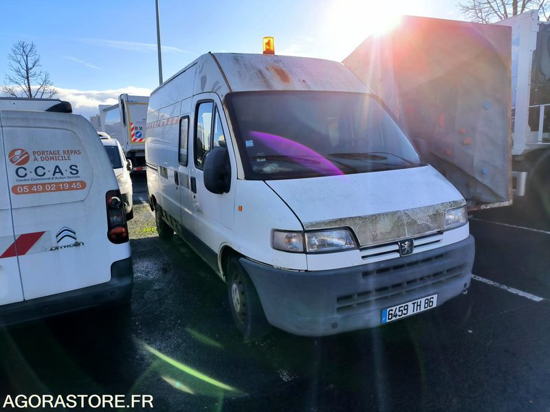 Peugeot Boxer double cabine - Грузопассажирский фургон, Грузопассажирский фургон: фото 4 Peugeot Boxer double cabine - Грузопассажирский фургон, Грузопассажирский фургон: фото 4