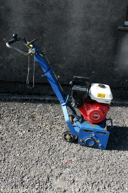 RABOTEUSE BLASTRAC 250 - Строительное оборудование: фото 1 RABOTEUSE BLASTRAC 250 - Строительное оборудование: фото 1