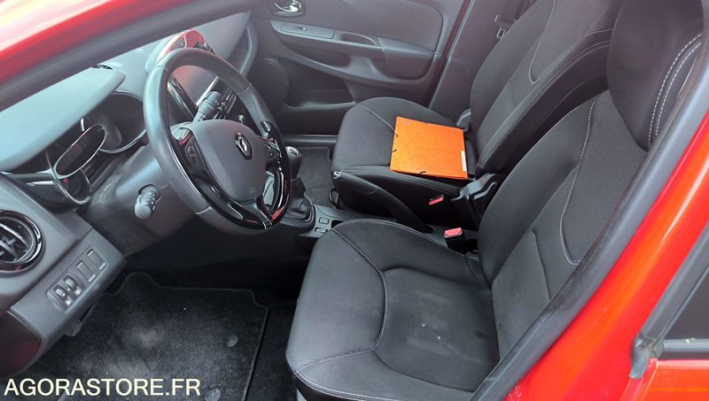 RENAULT CLIO IV ESTATE ZEN DCI 90 ECO2 - 2014 - 305509kms - Легковой автомобиль: фото 3 RENAULT CLIO IV ESTATE ZEN DCI 90 ECO2 - 2014 - 305509kms - Легковой автомобиль: фото 3