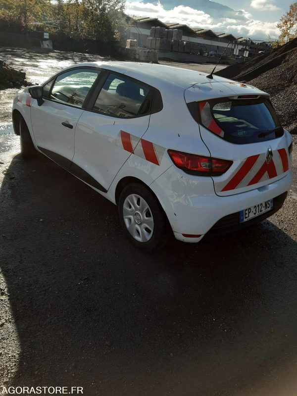 RENAULT CLIO Société - 2017 - 199 808 km / M22920 - Легковой фургон: фото 4 RENAULT CLIO Société - 2017 - 199 808 km / M22920 - Легковой фургон: фото 4