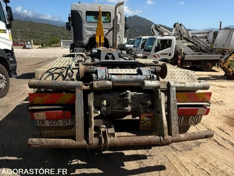 RENAULT KERAX DXI 500 AMPLIROL - Крюковой мультилифт: фото 5 RENAULT KERAX DXI 500 AMPLIROL - Крюковой мультилифт: фото 5