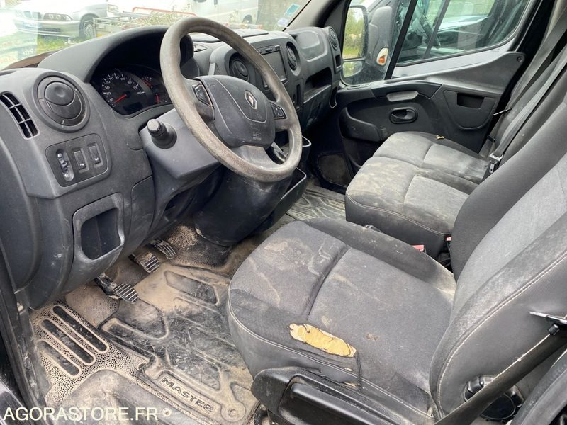 Цельнометаллический фургон RENAULT MASTER - 06/2019 / 150709KM: фото 7