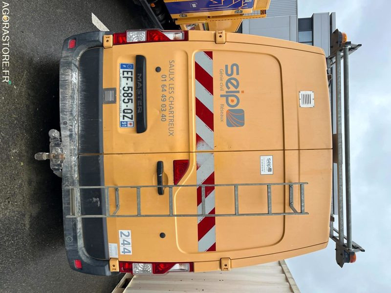 RENAULT MASTER 7 PLACES AVEC GALERIE - 2016 / 22754KM (N° 244) - Цельнометаллический фургон: фото 1 RENAULT MASTER 7 PLACES AVEC GALERIE - 2016 / 22754KM (N° 244) - Цельнометаллический фургон: фото 1