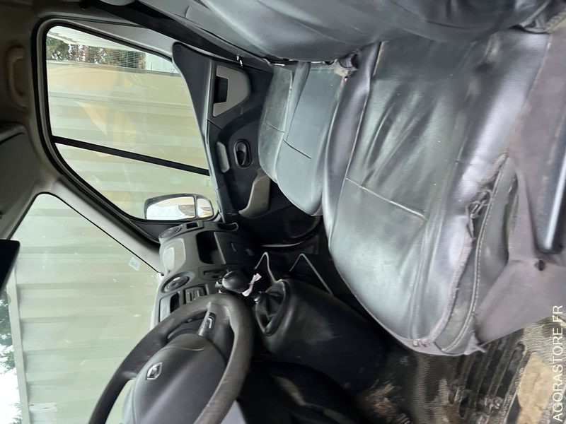 RENAULT MASTER 7 PLACES AVEC GALERIE - 2016 / 22754KM (N° 244) - Цельнометаллический фургон: фото 5 RENAULT MASTER 7 PLACES AVEC GALERIE - 2016 / 22754KM (N° 244) - Цельнометаллический фургон: фото 5