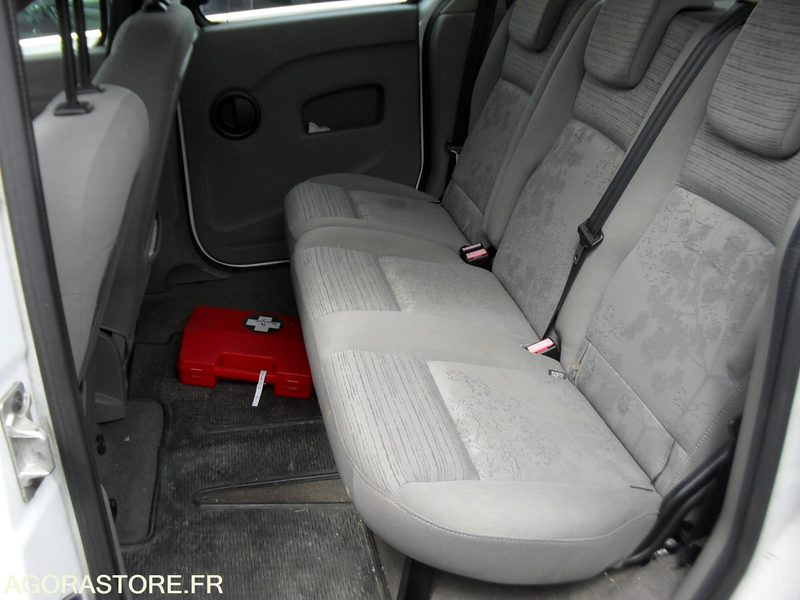 RENAULT NEW KANGOO - Легковой автомобиль: фото 5 RENAULT NEW KANGOO - Легковой автомобиль: фото 5