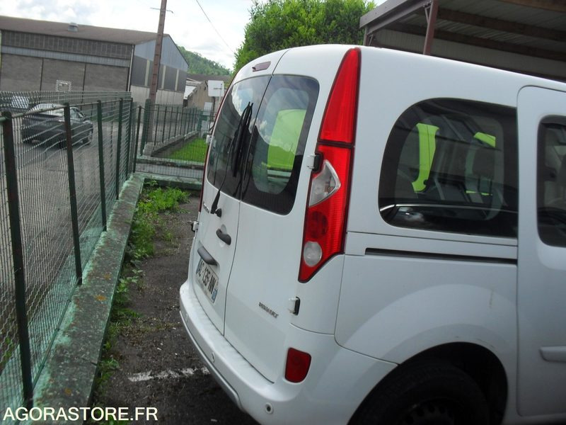 RENAULT NEW KANGOO - Легковой автомобиль: фото 4 RENAULT NEW KANGOO - Легковой автомобиль: фото 4