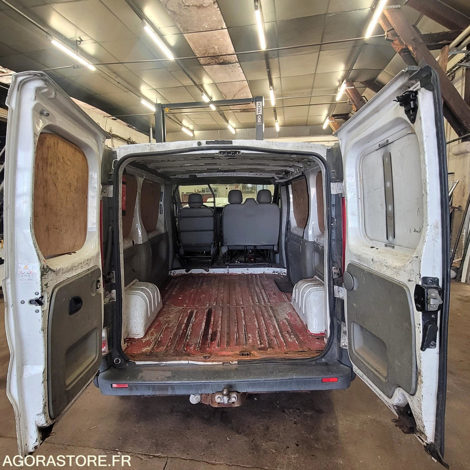 RENAULT TRAFIC 163266 kms 2006 - Цельнометаллический фургон: фото 3 RENAULT TRAFIC 163266 kms 2006 - Цельнометаллический фургон: фото 3
