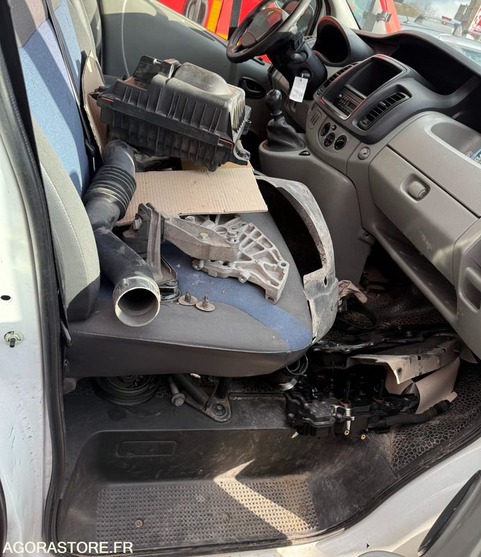 RENAULT TRAFIC 2.0 DCI 115 CH L1H2 - 233176 - 2011 в лизинг RENAULT TRAFIC 2.0 DCI 115 CH L1H2 - 233176 - 2011: фото 10 RENAULT TRAFIC 2.0 DCI 115 CH L1H2 - 233176 - 2011 в лизинг RENAULT TRAFIC 2.0 DCI 115 CH L1H2 - 233176 - 2011: фото 10