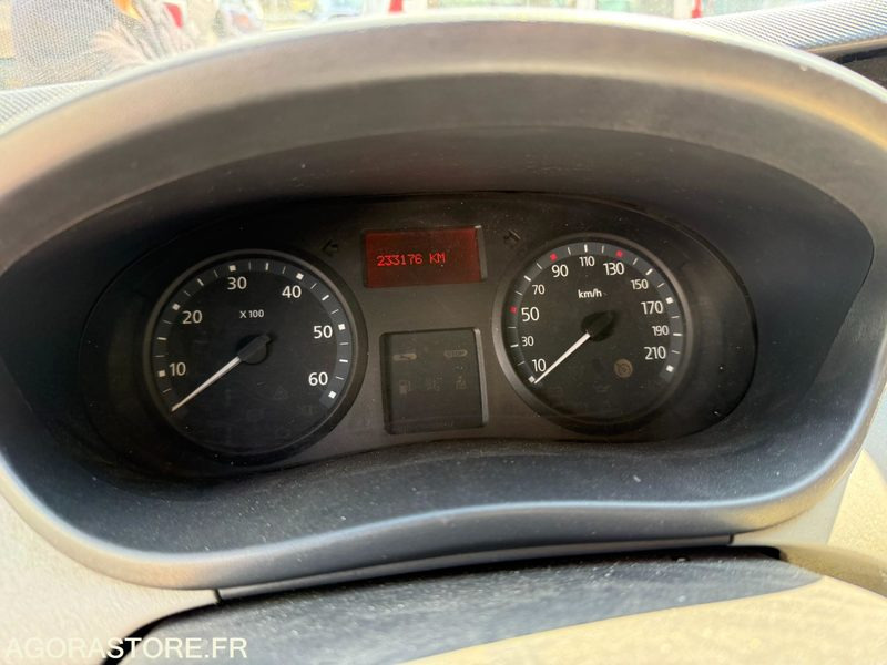 RENAULT TRAFIC 2.0 DCI 115 CH L1H2 - 233176 - 2011 в лизинг RENAULT TRAFIC 2.0 DCI 115 CH L1H2 - 233176 - 2011: фото 7 RENAULT TRAFIC 2.0 DCI 115 CH L1H2 - 233176 - 2011 в лизинг RENAULT TRAFIC 2.0 DCI 115 CH L1H2 - 233176 - 2011: фото 7