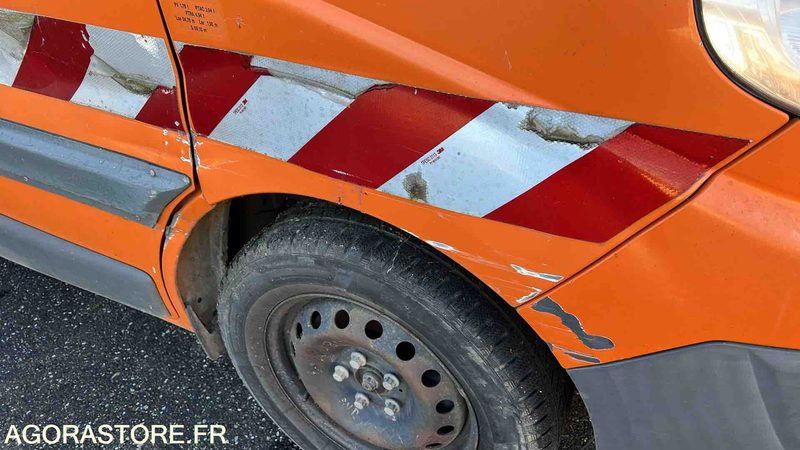 RENAULT TRAFIC - 2014 - 439000 KM - DC986YM - Цельнометаллический фургон: фото 5 RENAULT TRAFIC - 2014 - 439000 KM - DC986YM - Цельнометаллический фургон: фото 5