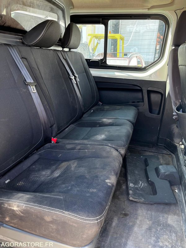 RENAULT TRAFIC 3 1.6 dci 6 PLACES - 2019 / 291000 KM - Легковой фургон: фото 4 RENAULT TRAFIC 3 1.6 dci 6 PLACES - 2019 / 291000 KM - Легковой фургон: фото 4