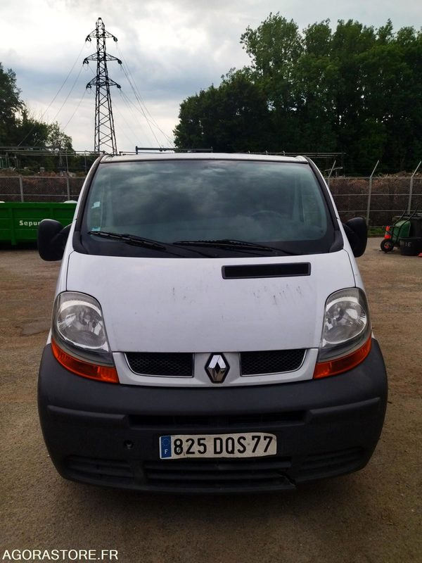 RENAULT TRAFIC DE 2005  71234 KM - Цельнометаллический фургон: фото 1 RENAULT TRAFIC DE 2005  71234 KM - Цельнометаллический фургон: фото 1