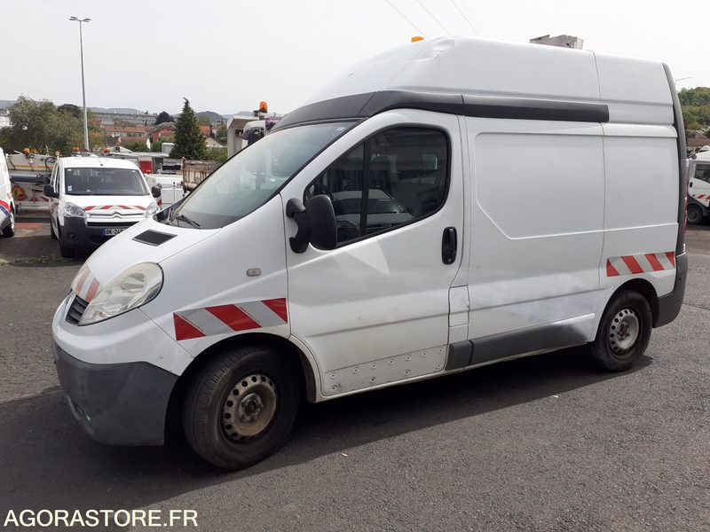 RENAULT TRAFIC L1H2 - Цельнометаллический фургон: фото 1 RENAULT TRAFIC L1H2 - Цельнометаллический фургон: фото 1