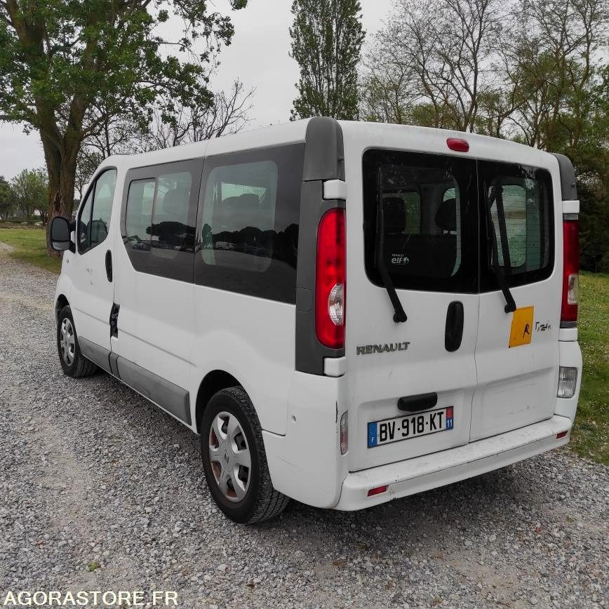 RENAULT TRAFIC PASSENGER L1H1 2.0 DCI 90 CV - Микроавтобус, Пассажирский фургон: фото 4 RENAULT TRAFIC PASSENGER L1H1 2.0 DCI 90 CV - Микроавтобус, Пассажирский фургон: фото 4