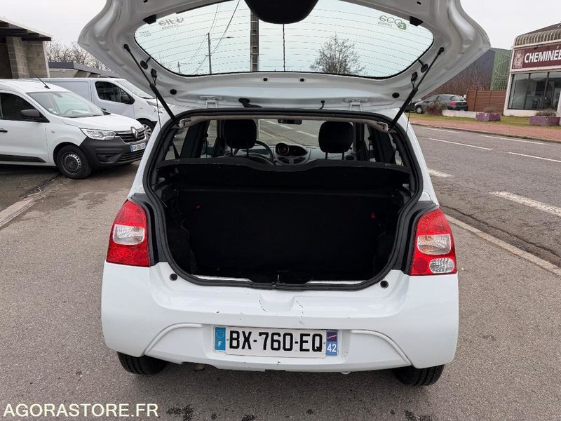 RENAULT TWINGO II (2) 1.2 LEV 75 AUTHENTIQUE ECO2 - Легковой автомобиль: фото 5 RENAULT TWINGO II (2) 1.2 LEV 75 AUTHENTIQUE ECO2 - Легковой автомобиль: фото 5
