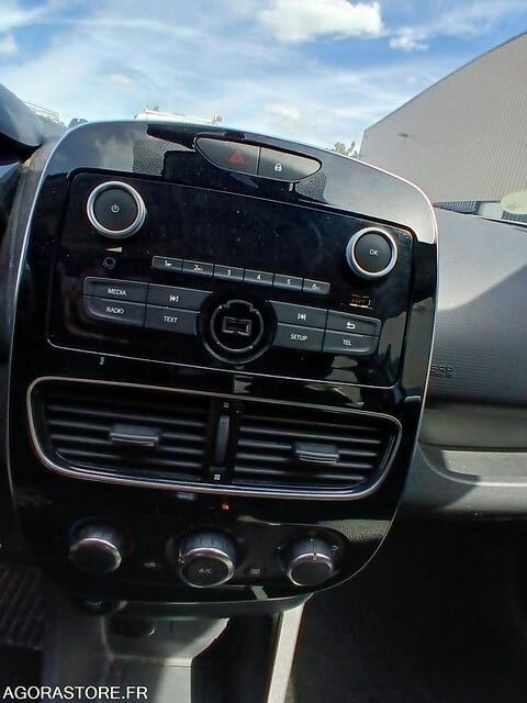 Renault CLIO - Хэтчбек: фото 3 Renault CLIO - Хэтчбек: фото 3