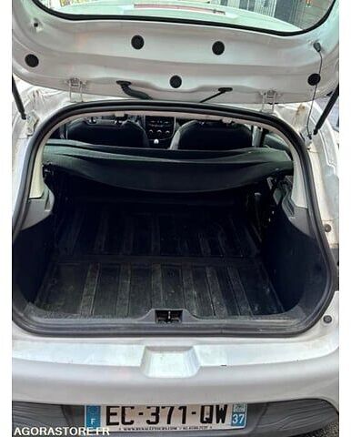 Renault CLIO - Хэтчбек: фото 3 Renault CLIO - Хэтчбек: фото 3