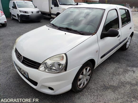 Renault CLIO - Хэтчбек: фото 3 Renault CLIO - Хэтчбек: фото 3