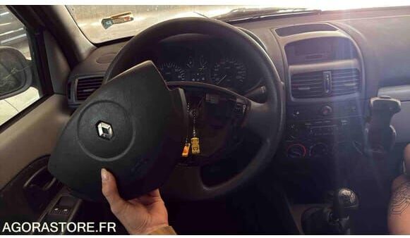 Renault CLIO - Хэтчбек: фото 3 Renault CLIO - Хэтчбек: фото 3
