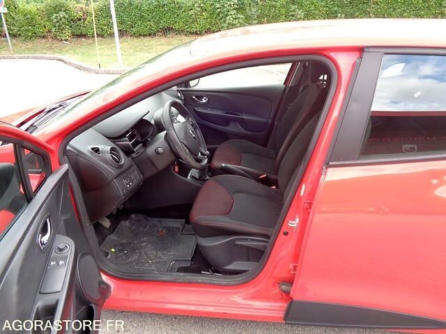 Renault CLIO - Хэтчбек: фото 2 Renault CLIO - Хэтчбек: фото 2