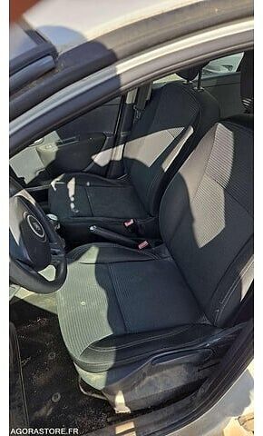 Хэтчбек Renault CLIO: фото 12 Хэтчбек Renault CLIO: фото 12