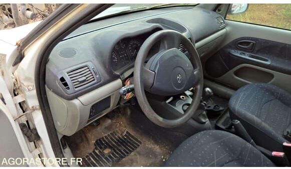 Renault CLIO - Хэтчбек: фото 3 Renault CLIO - Хэтчбек: фото 3