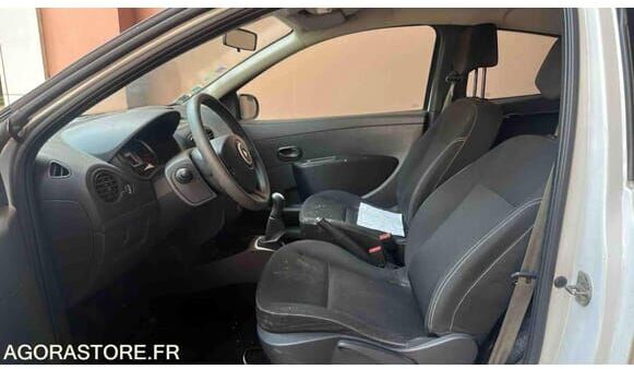 Renault CLIO - Хэтчбек: фото 5 Renault CLIO - Хэтчбек: фото 5