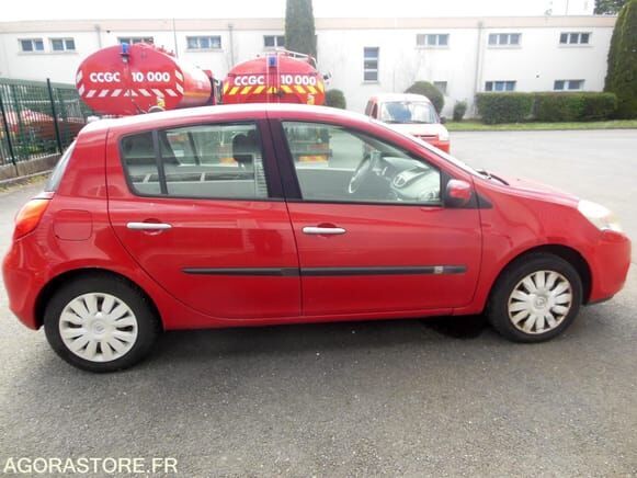 Renault CLIO - Хэтчбек: фото 4 Renault CLIO - Хэтчбек: фото 4