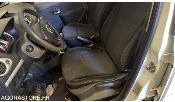 Хэтчбек Renault CLIO: фото 13 Хэтчбек Renault CLIO: фото 13
