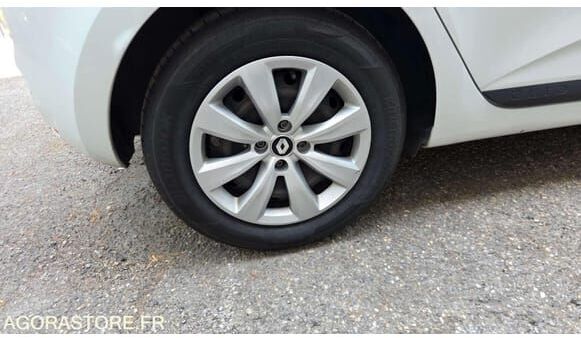 Хэтчбек Renault CLIO: фото 18 Хэтчбек Renault CLIO: фото 18