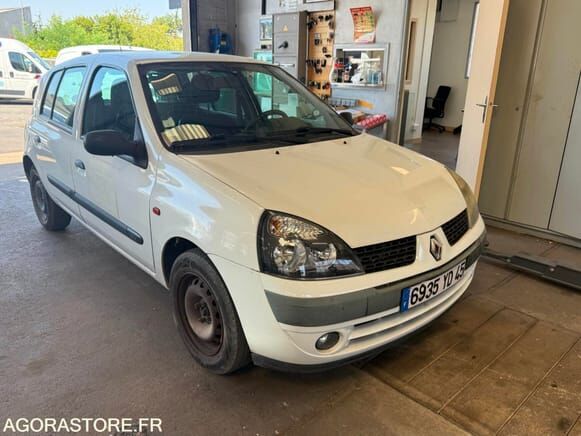 Renault CLIO - Хэтчбек: фото 2 Renault CLIO - Хэтчбек: фото 2