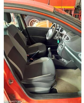Renault CLIO - Хэтчбек: фото 5 Renault CLIO - Хэтчбек: фото 5