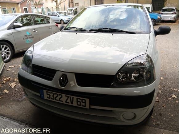Renault CLIO - Хэтчбек: фото 4 Renault CLIO - Хэтчбек: фото 4