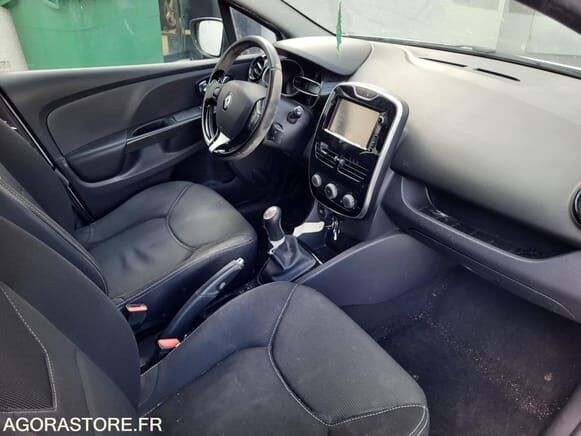 Хэтчбек Renault CLIO: фото 9 Хэтчбек Renault CLIO: фото 9
