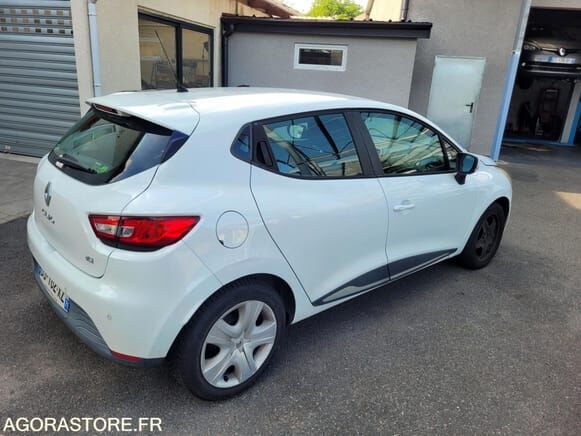 Хэтчбек Renault CLIO: фото 12 Хэтчбек Renault CLIO: фото 12