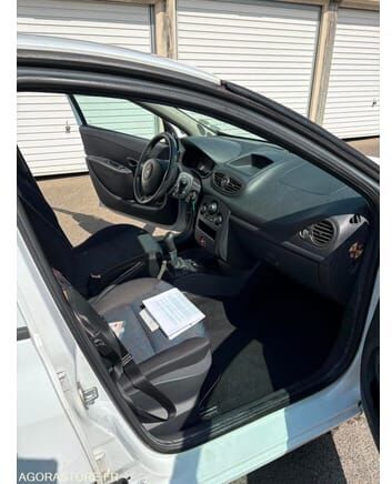 Хэтчбек Renault CLIO: фото 10 Хэтчбек Renault CLIO: фото 10