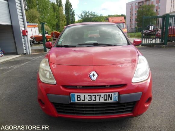 Renault CLIO - Хэтчбек: фото 1 Renault CLIO - Хэтчбек: фото 1