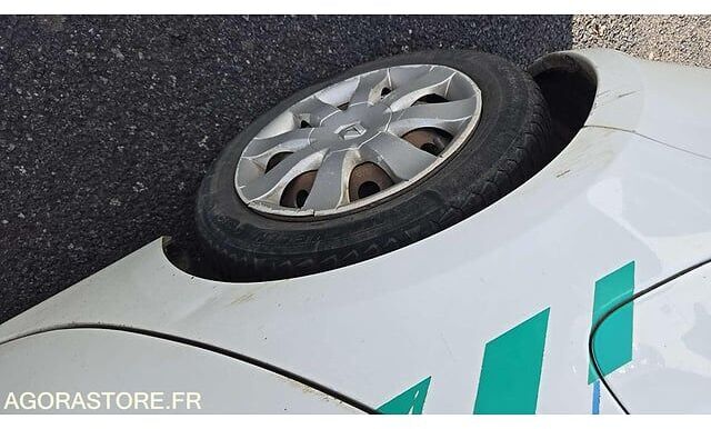 Хэтчбек Renault CLIO: фото 7 Хэтчбек Renault CLIO: фото 7