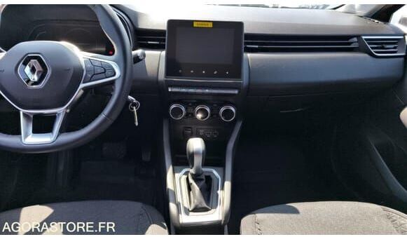Хэтчбек Renault CLIO: фото 18 Хэтчбек Renault CLIO: фото 18