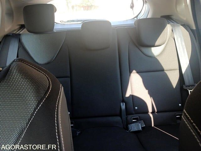 Хэтчбек Renault CLIO: фото 6 Хэтчбек Renault CLIO: фото 6