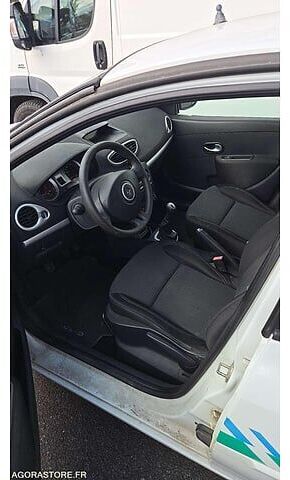 Хэтчбек Renault CLIO: фото 6 Хэтчбек Renault CLIO: фото 6