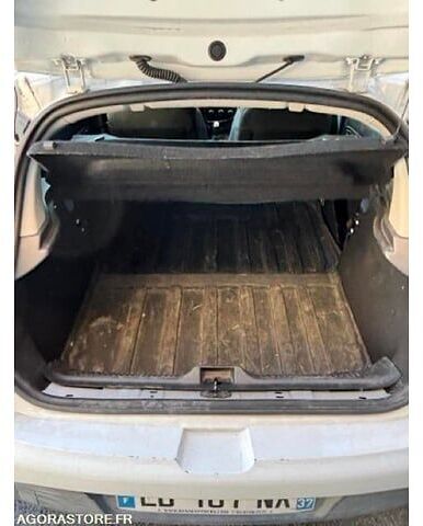 Хэтчбек Renault CLIO: фото 10 Хэтчбек Renault CLIO: фото 10