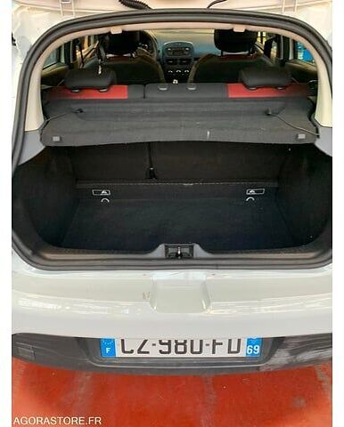 Renault CLIO - Хэтчбек: фото 2 Renault CLIO - Хэтчбек: фото 2